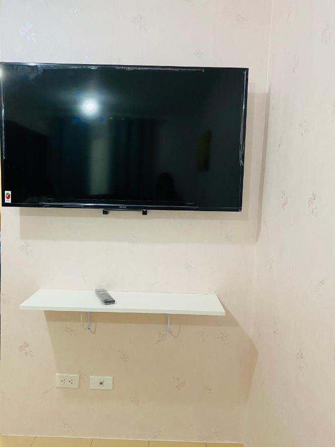 8 Spatial Condominium Davao City Extérieur photo