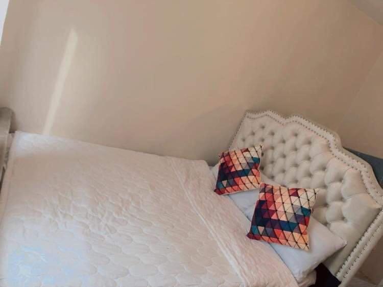 8 Spatial Condominium Davao City Extérieur photo