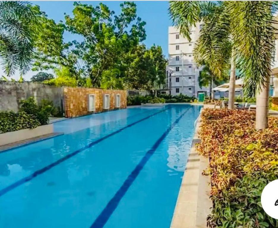 8 Spatial Condominium Davao City Extérieur photo